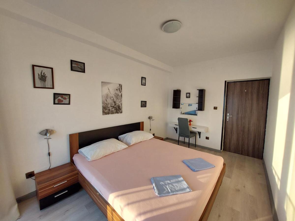 Apartment Denis *